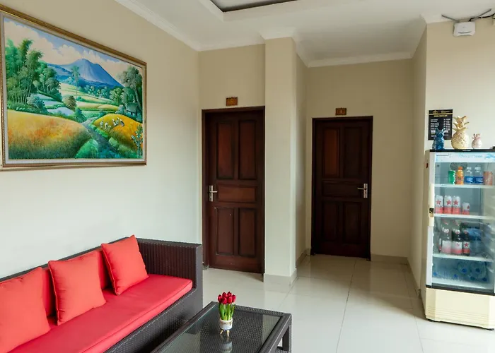 Rama House Guest house *